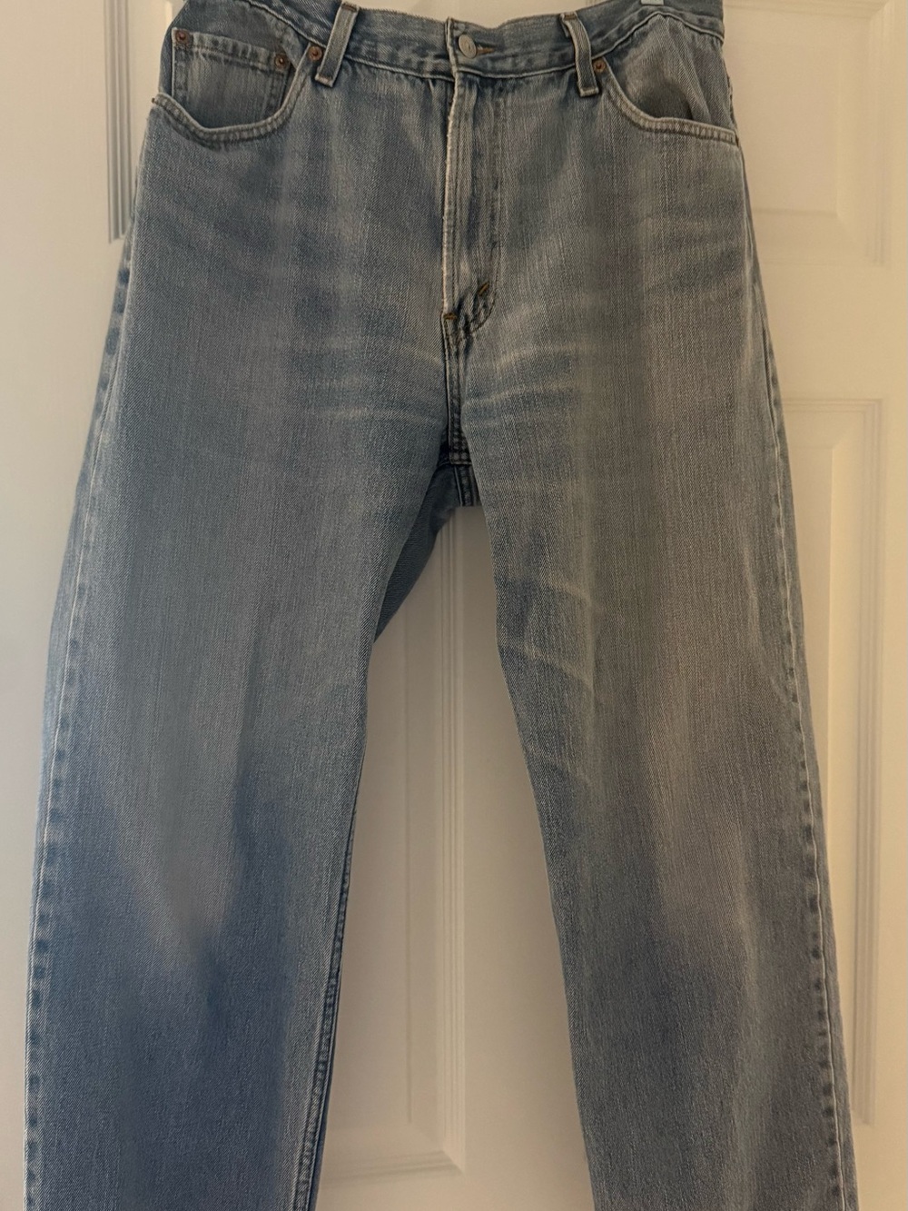Vintage Levi’s 550 90s Style Jeans